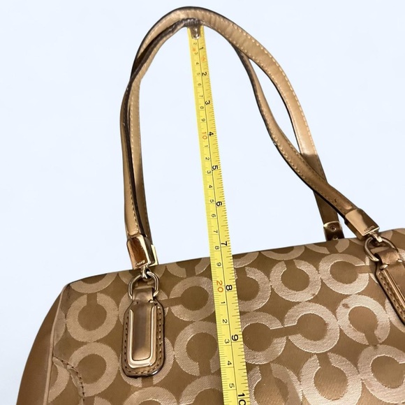 Coach - Picture 13 of 15